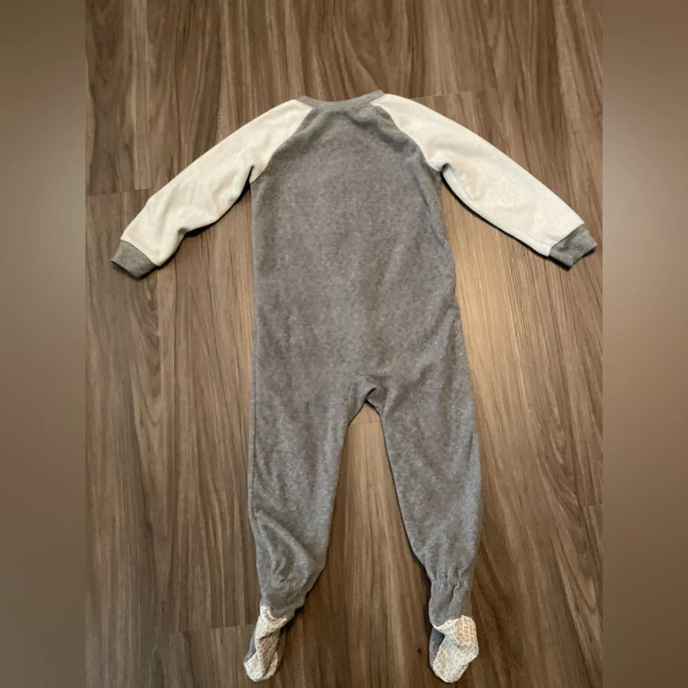 Carter's Gray and White Footies One Piece with Animal Face Design size 2T